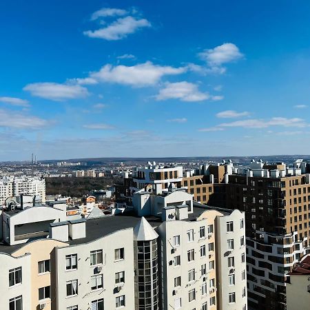 Comfortable Apartment With A Panoramic View Kischinau Exterior foto