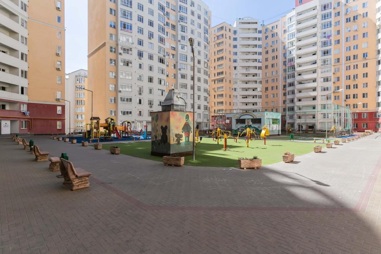 Comfortable Apartment With A Panoramic View Kischinau Exterior foto